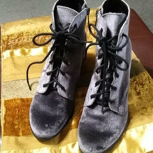 Velvet boots